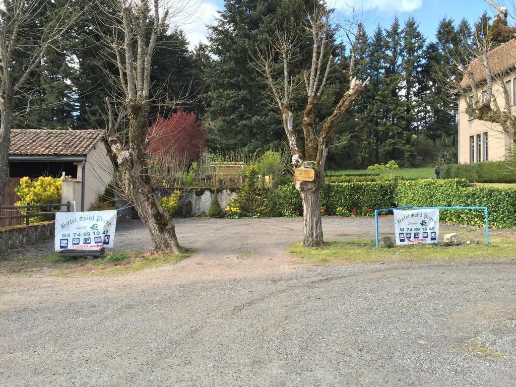 Hotel Saint Pierre Les Sauvages  Luaran gambar