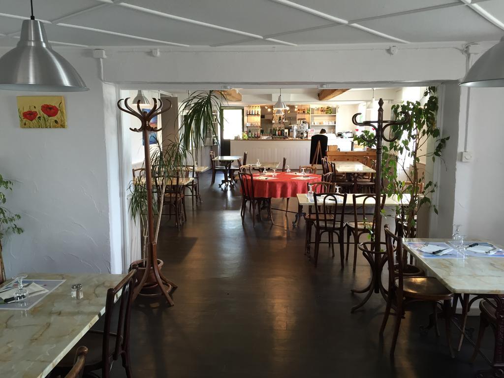 Hotel Saint Pierre Les Sauvages  Luaran gambar